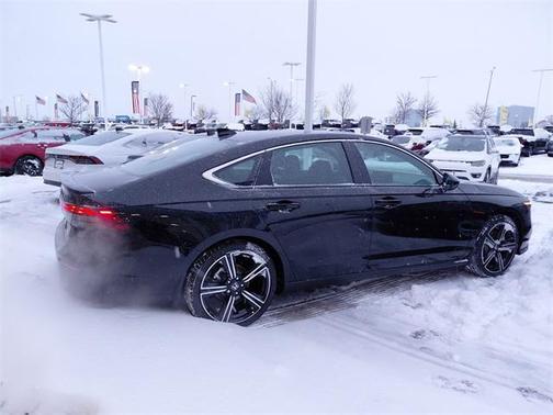 2025 Honda Accord Hybrid Sport