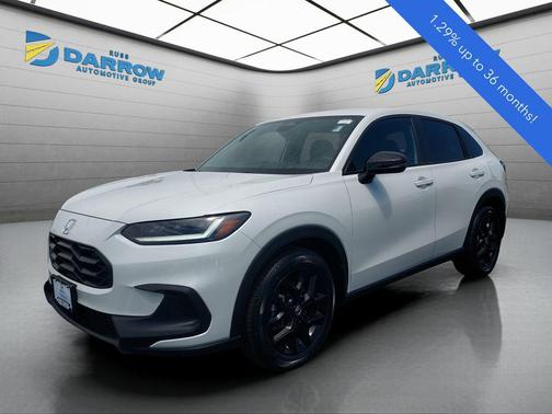 Platinum White Pearl 2024 Honda HR-V AWD Sport