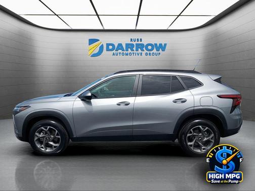 Sterling Gray Metallic 2025 Chevrolet Trax LT