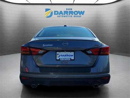 2023 Nissan Altima SR FWD