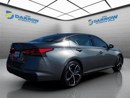 2023 Nissan Altima SR FWD