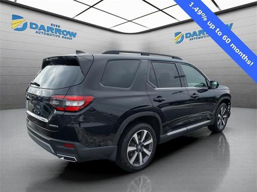 2025 Honda Pilot Touring 8-Passenger