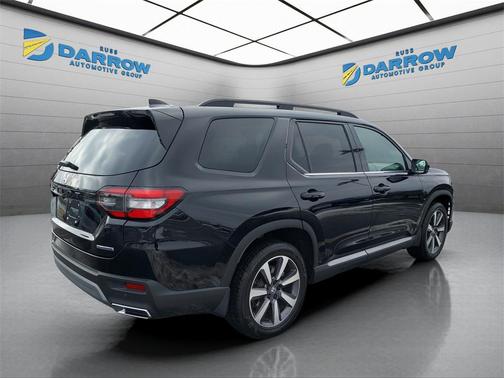 2025 Honda Pilot Touring 8-Passenger