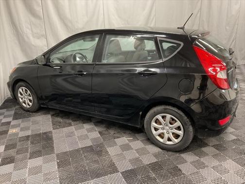 2013 Hyundai Accent GS