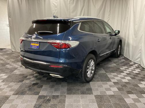 2024 Buick Enclave Essence AWD