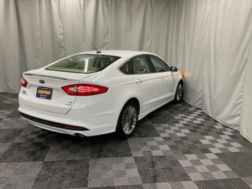 2014 Ford Fusion Hybrid SE