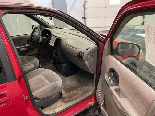 1998 Pontiac Trans Sport Base