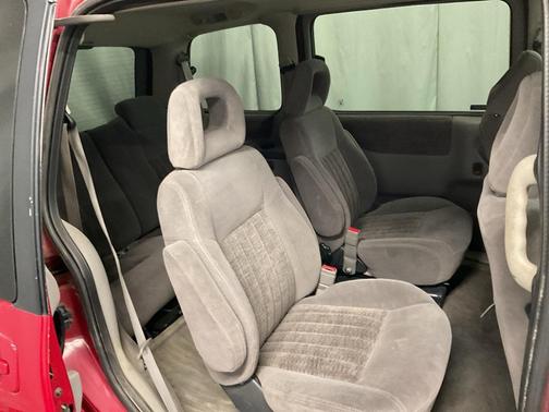 1998 Pontiac Trans Sport Base