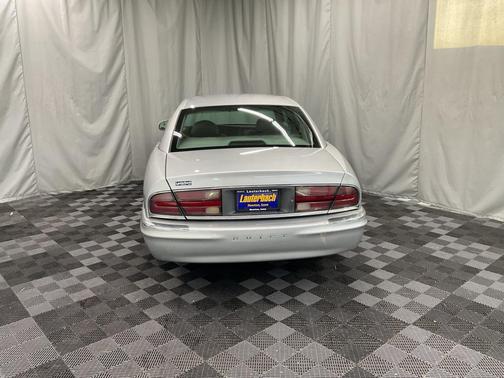 2001 Buick Park Avenue Base