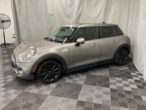 2016 MINI Hardtop Cooper S