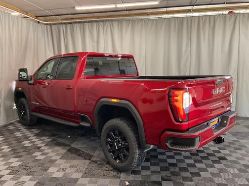 2025 GMC Sierra 2500 AT4