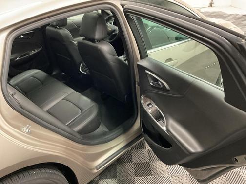 2024 Chevrolet Malibu FWD 2LT