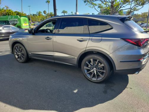 2025 Acura MDX