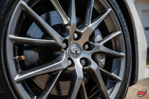 2015 INFINITI Q60 Base