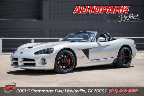 2004 Dodge Viper SRT10