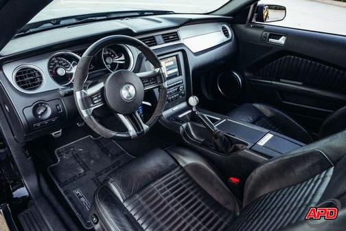 2010 Ford Shelby GT500 Base