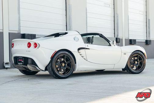 2006 Lotus Elise Base
