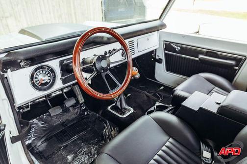 White 1977 Ford Bronco