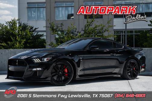 2022 Ford Shelby GT500 Base