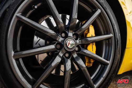 2016 Alfa Romeo 4C Spider Base