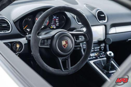 2020 Porsche 718 Cayman GT4