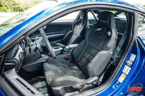 2017 Ford Shelby GT350 Base