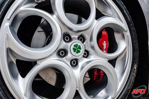 2015 Alfa Romeo 4C Base