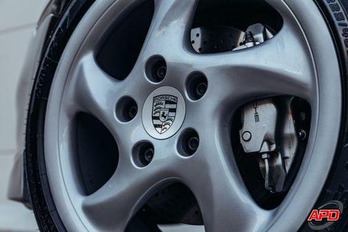 1999 Porsche 911 Carrera 4