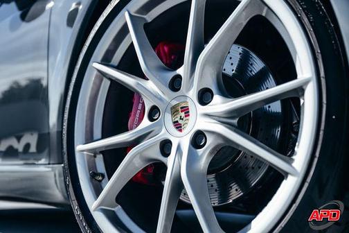 2017 Porsche 911 Carrera