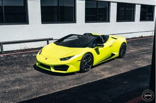 Photo 1 of 54 of 2017 Lamborghini Huracan LP580-2S