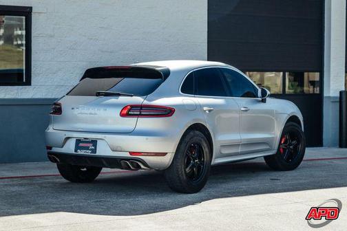 2015 Porsche Macan Turbo