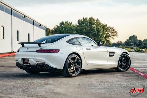 2017 Mercedes-Benz AMG GT AMG GT