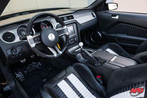 2013 Ford Shelby GT500 Base