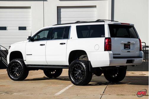2020 Chevrolet Suburban LT