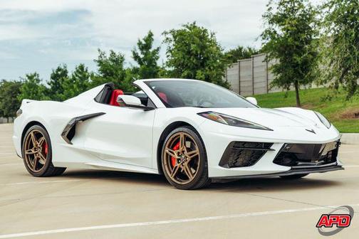 Arctic White 2023 Chevrolet Corvette Stingray w/2LT