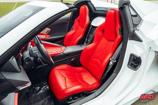 Arctic White 2023 Chevrolet Corvette Stingray w/2LT