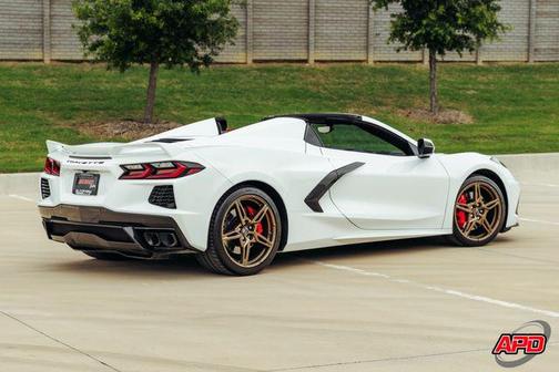 Arctic White 2023 Chevrolet Corvette Stingray w/2LT