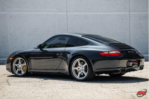 2005 Porsche 911 Carrera S