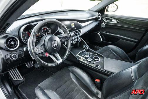 2017 Alfa Romeo Giulia Quadrifoglio