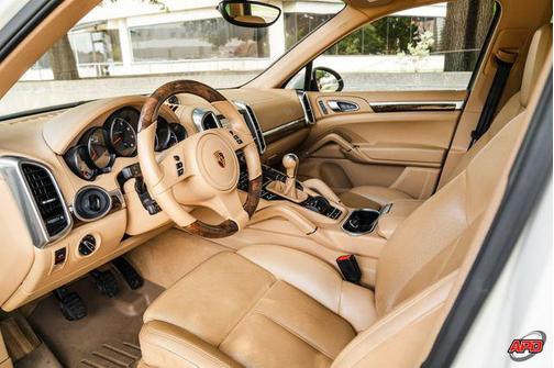 2012 Porsche Cayenne Base