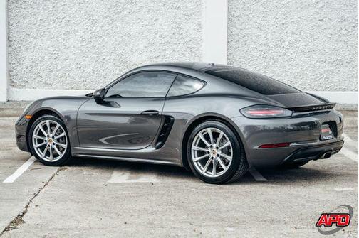 2019 Porsche 718 Cayman 