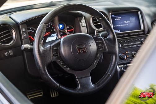 2015 Nissan GT-R Premium