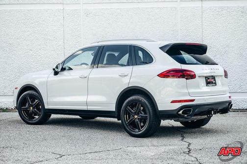 2016 Porsche Cayenne Cayenne