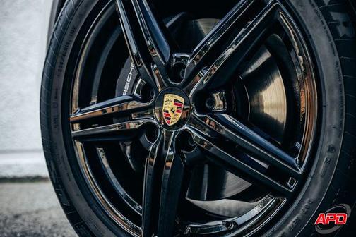 2016 Porsche Cayenne Cayenne