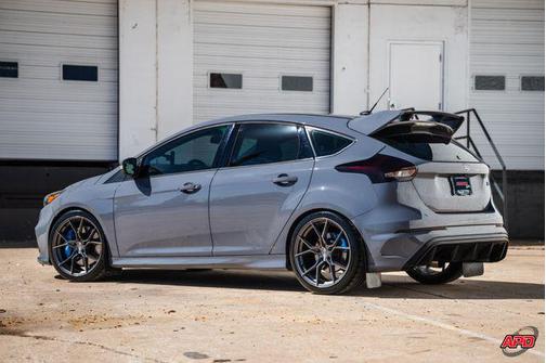 2017 Ford Focus RS Base
