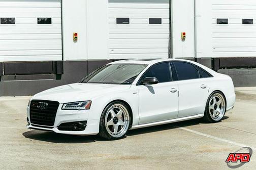 2016 Audi S8 4.0T Plus