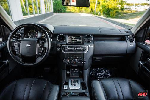 2015 Land Rover LR4 Base