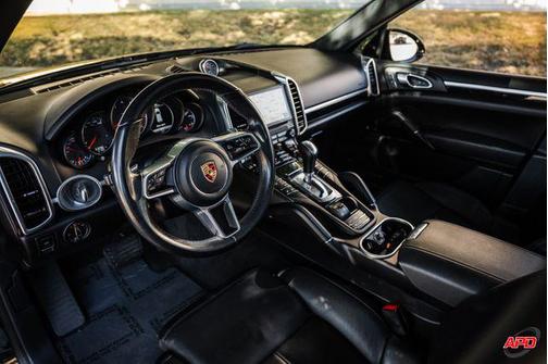 2018 Porsche Cayenne Platinum Edition