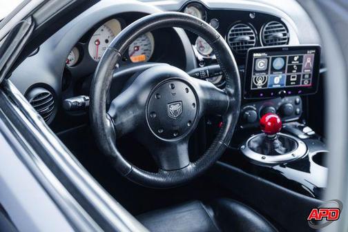 2004 Dodge Viper SRT10
