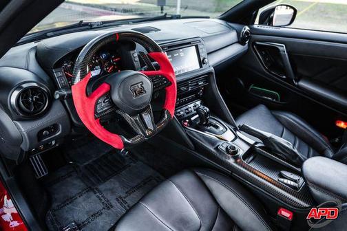 2020 Nissan GT-R Premium Dual-clutch 6-Speed Transmission